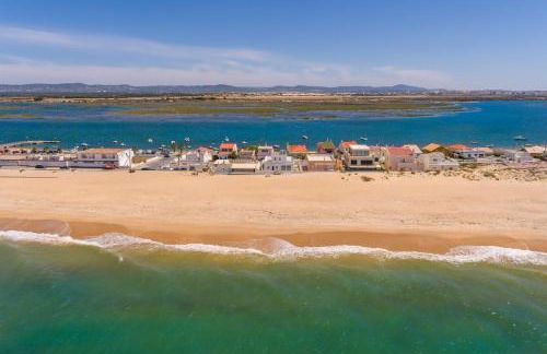 Beach front right on the Sand Luxury semi-detached 3 bed Villa - Foto 41