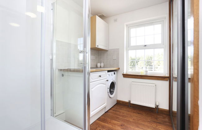 JOIVY Greenknowes Estate With Hot Tub And Bar - Foto 65