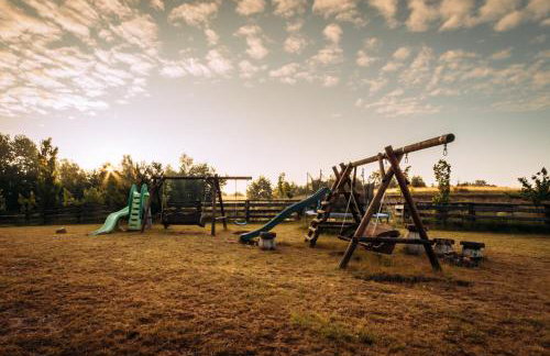 Osada Skoczkowo komfortowe domki z prywatnymi wannami hot-tub nad jeziorem- sauna- balia- prywatny staw wędkarski - Foto 60