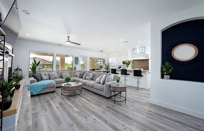 Luxurious 5BR Resort Style Home w/ Pool & Spa - Foto 20