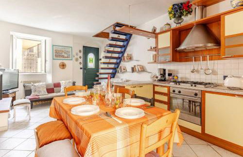 LE SOLEIL DOREE' MAISON Wi-Fi VACATIONS LERICI 5 TERRE - Foto 1