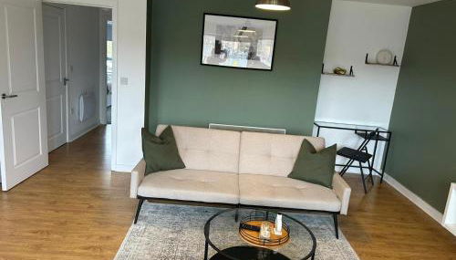 Long Stay - Free Parking - Contractors - Train Station - Students - Foto 5