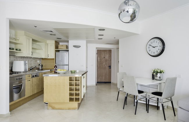 Luxurious 90sqm 2BR Beach Front - Foto 12