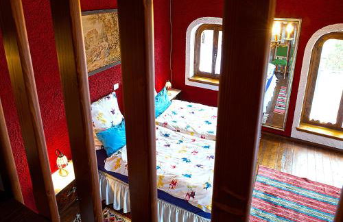 Cottage in Italy With Alpine Fireplace - Foto 19