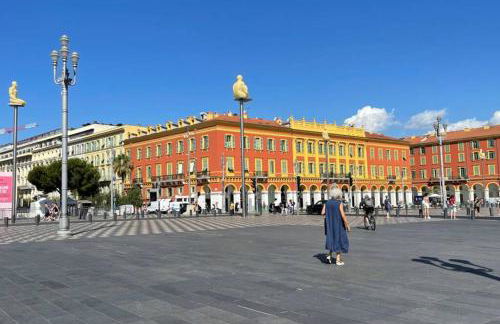 Spacious 3 BR flat Nice center - magnificent view - Foto 42