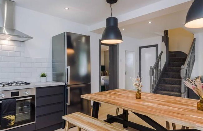 Host Apartments The Roscoe Coach House - Foto 46