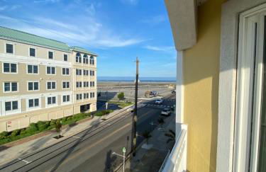 Seawall Strolls & Sunset Sips - Ocean View - Foto 1