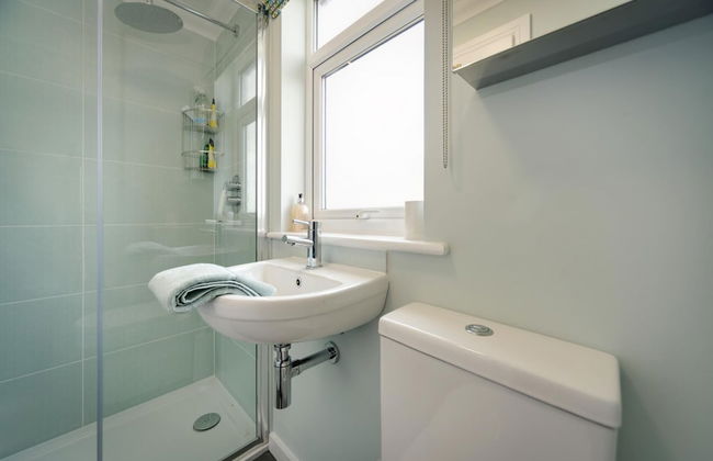 Super 5 Bedroom Family Friendly Retreat Rustington - Foto 18