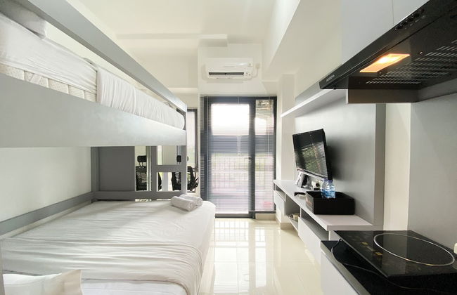 Cozy Stay Studio At Sayana Bekasi Apartment - Photo 10