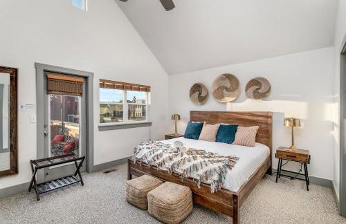 Old Town North Jewel! Near Breweries and River! - Foto 29