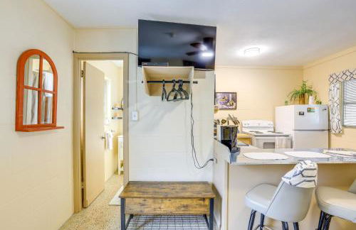 Lanai and Fire Pit Riverfront Studio in Chiefland! - Foto 8