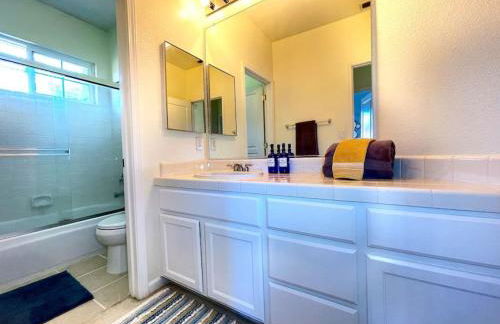 King Bed Quiet Home on Cul-de-Sac Hiking Trails - Foto 33