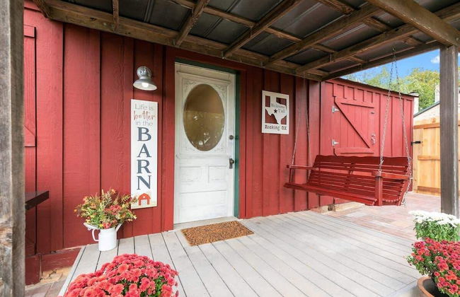 Gorgeous Barn Cabin 10min From Main St! - Foto 24