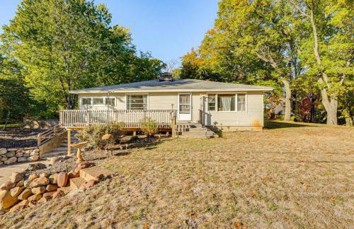 Detached Sauna, Movie Room! Relaxation in Muskegon - Foto 44