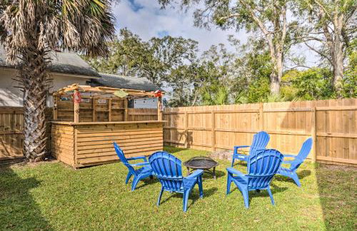 Idyllic Pensacola Home with Yard and Fire Pit! - Foto 1