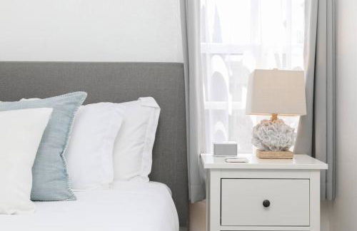 3 Bedroom 2 Bath House with Parking - 10 Guests - Foto 12