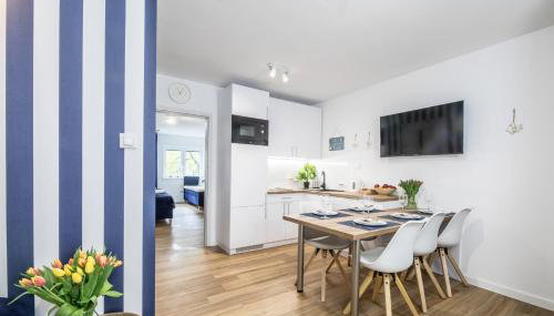 Apartament 12B Niebieskie Apartamenty z basenem krytym, odkrytym, salą zabaw, animacjami - Foto 3, Garden, Garden view, young children, Game Room