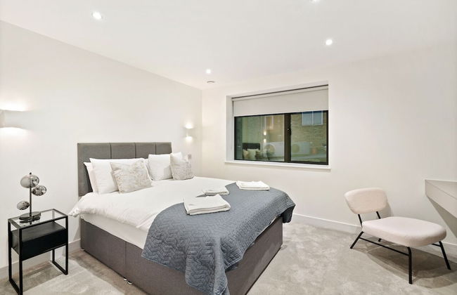 Executive 1 & 2 Bed Apartments in the Heart of London, Free WiFi by City Stay London - Photo 1