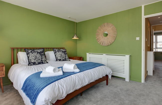 Outstanding 3 Bedroom Townhouse in Hertford - Foto 5