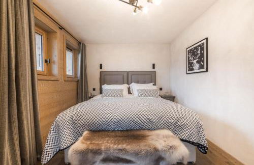 Luxury Megève Chalet, sleeps 8 with Mountain Views and Jacuzzi - Foto 15