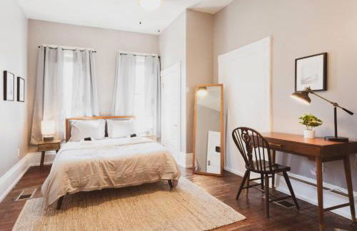 Entire Duplex 2 APTS & 6 BDRS near Forsyth Park! - Foto 10