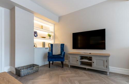 Brand New Riverside Apartment - Foto 20