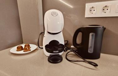 Claudia Luxury Apartment near the beach with a pool, gym, and secure gated parking - Foto 12