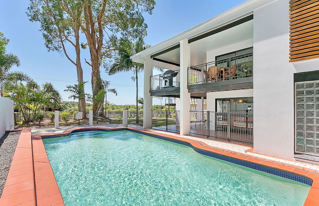 Dolce Vita Beachfront Holiday House - Photo 12