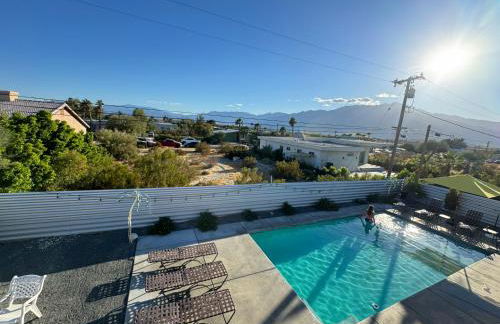 Havana House oasis with pool spa firepit game room and Mountain Views Be away from the city rules - Foto 3