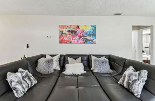 Relaxing Modern Home Sleeps 6 Pool BBQ Firepit - Foto 15