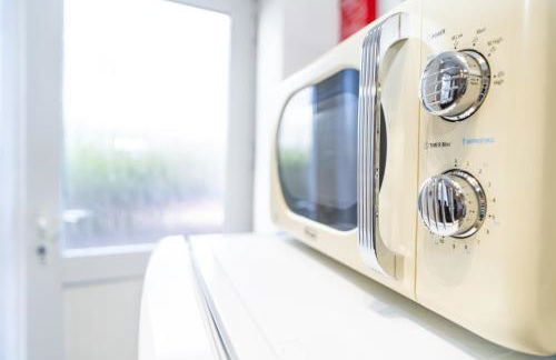 Frant Road Retreat | Private Parking - Foto 14