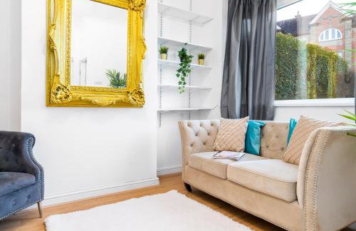 Spacious 3 Bed House - Garden - Netflix - Free Street Parking - Harborne 122G - Foto 6