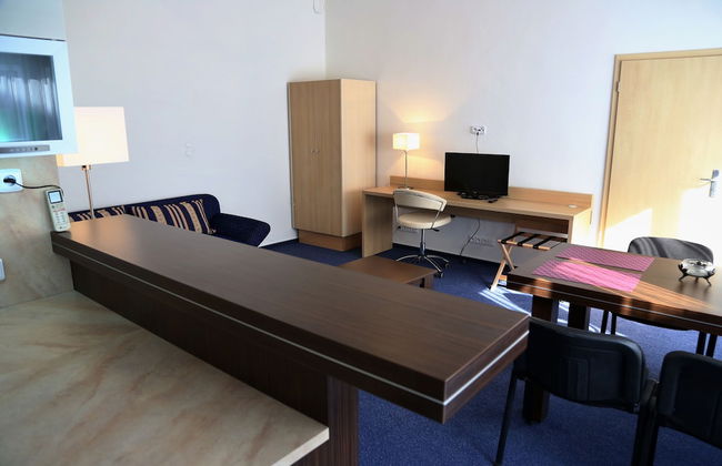 Apartments Kroměříž - Photo 43