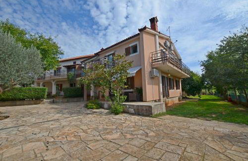 Apartments Josip - Photo 1