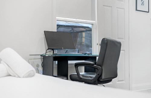 Charming Escape with Hot Tub & Fire Pit Winter Haven! - Foto 6