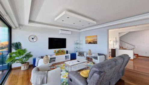 Azure Serenity Villa by LovelyStay - Foto 4