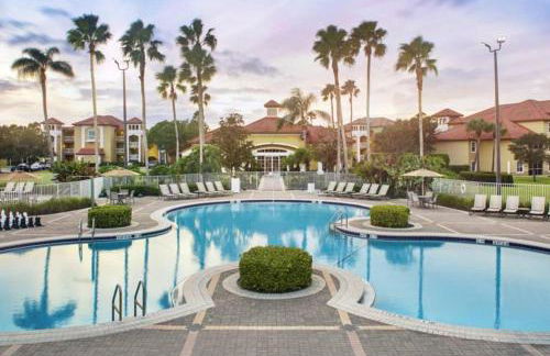 See all of Port Lucie in this resort amenities 2BD condo with resort amenities - Foto 1