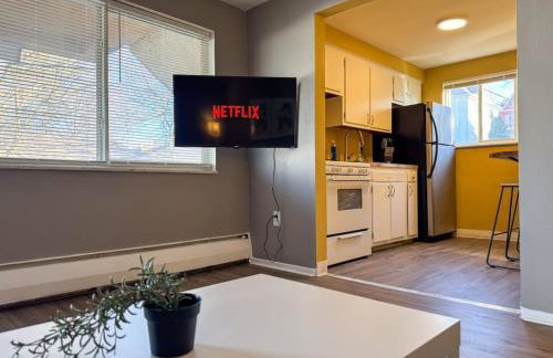 Sleeps 4 Charming 1 Bedroom with 2 Beds plus WIFI - Foto 3