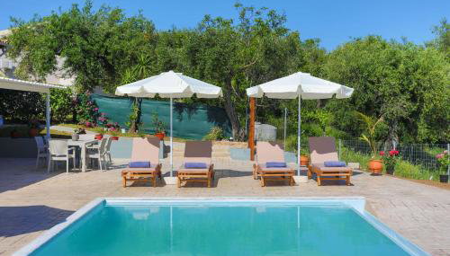 Villa Chrisdina in Nymfes - Foto 4, sunbed, Garden view