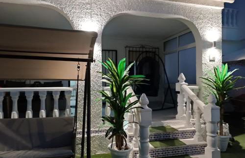 Villa in La Marina with cozy garden and private solarium - Foto 19