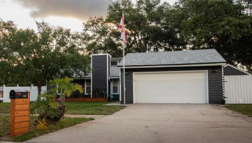 Game Room, near Navy Base, Hannah Park and Beach! - Foto 3