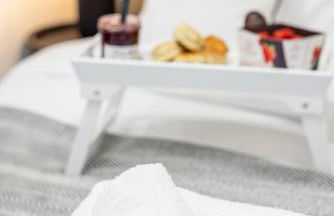 ROOMS NEAR ME - All amenities, private access entire place, kitchen & washroom, smart tv, parking nearby - Foto 16