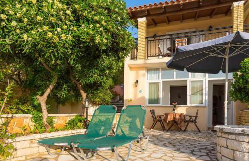 Dinos Walk to Beach Sea Views A C Wifi Car Not Required - 291 - Foto 6