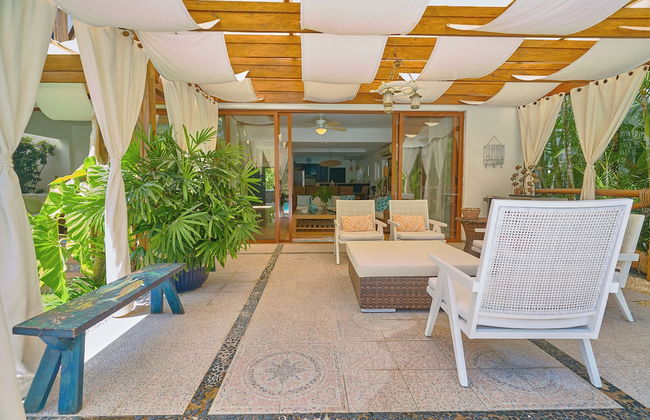 Beach Villa in El Portillo Sleeps 12 - Foto 37