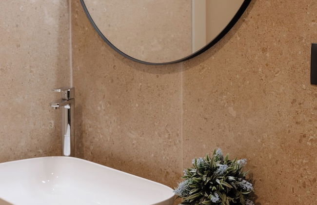 Belladonna Hotel - Photo 10