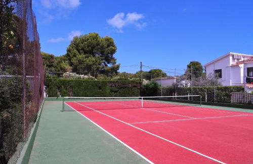 Villa with private pool and tennis court 150 metres from the sea-Villa el Olivo - Photo 73