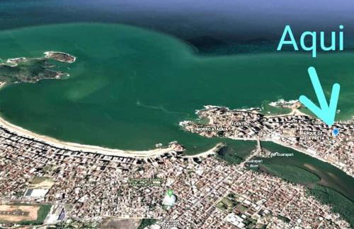 Casa Super Agradável, 250 metros da praia da Areia Preta, cinco quartos com ar, wifi, garagem, completa - Foto 4