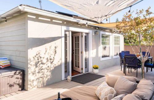 Charming Mid-Century Craftsman, Hot Tub with Serene Yard - Foto 41