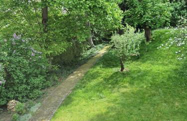 Grüne Wohlfühloase in einer Stadtvilla - Foto 12