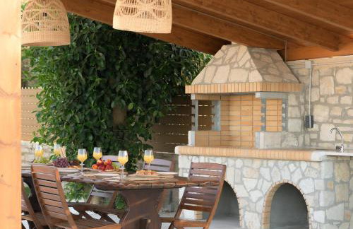 MaYa Villa, Heated Pool Estate near Rethymno and all amenities! - Foto 6